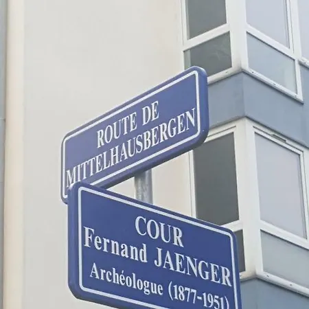 Maison Bleue Apartment